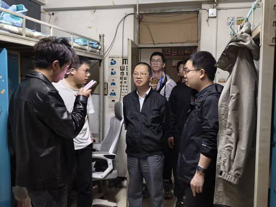 B720F553628AB8434C08A43D7CF066EF